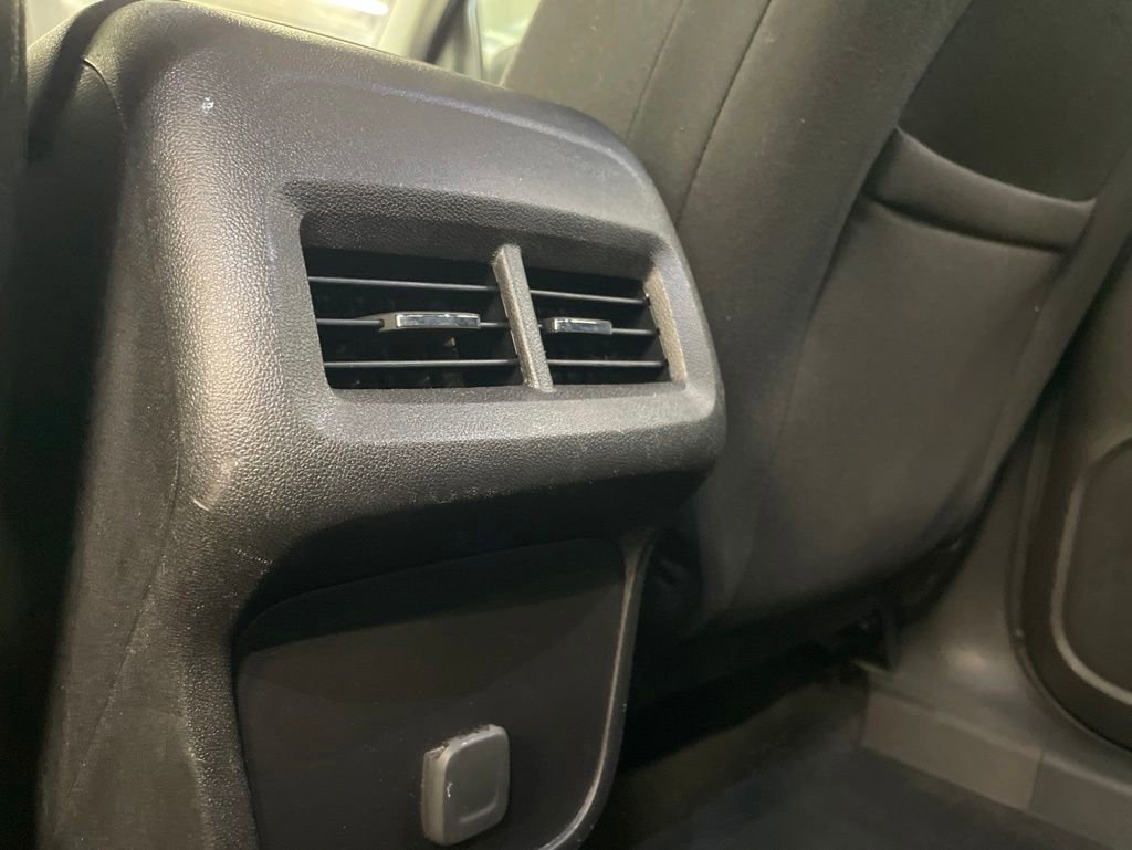 Used 2018 Chevrolet Equinox LT AWD/4WD image 24