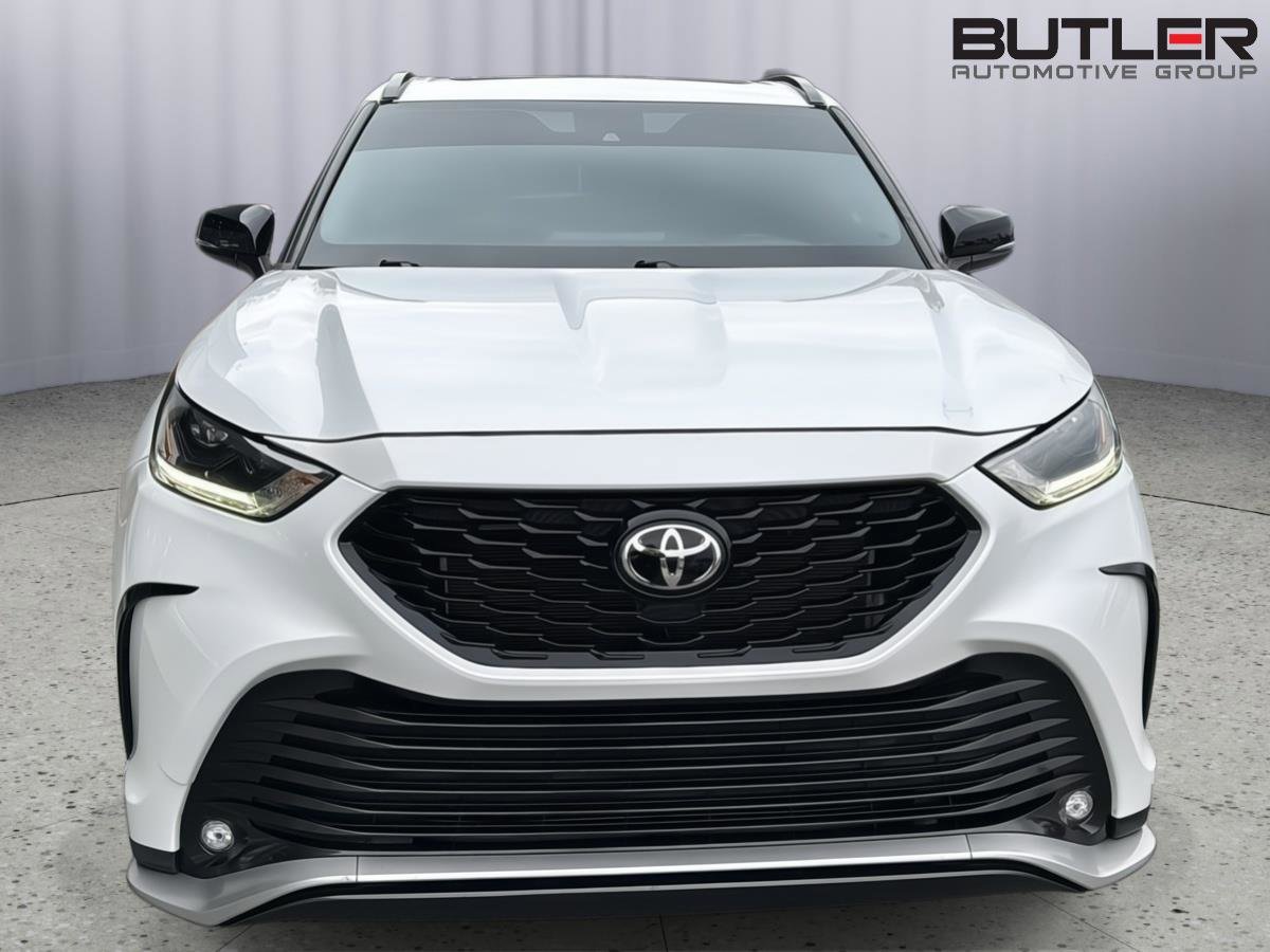 Used 2022 Toyota Highlander XSE image 7