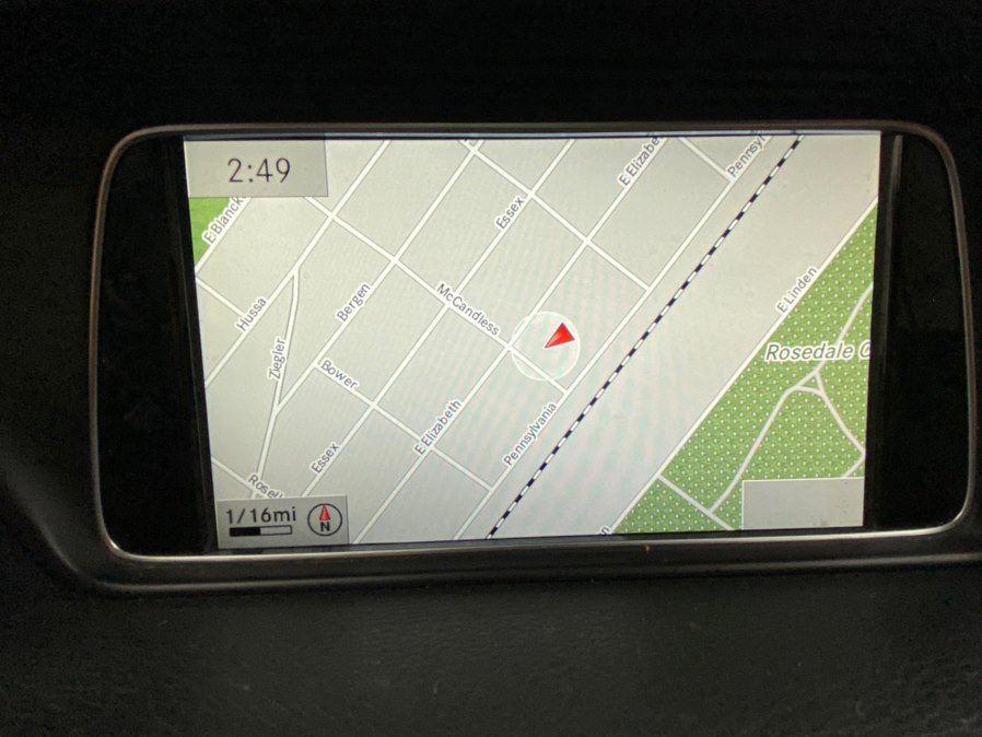 Used 2015 Mercedes-Benz E 400 4MATIC Coupe image 32