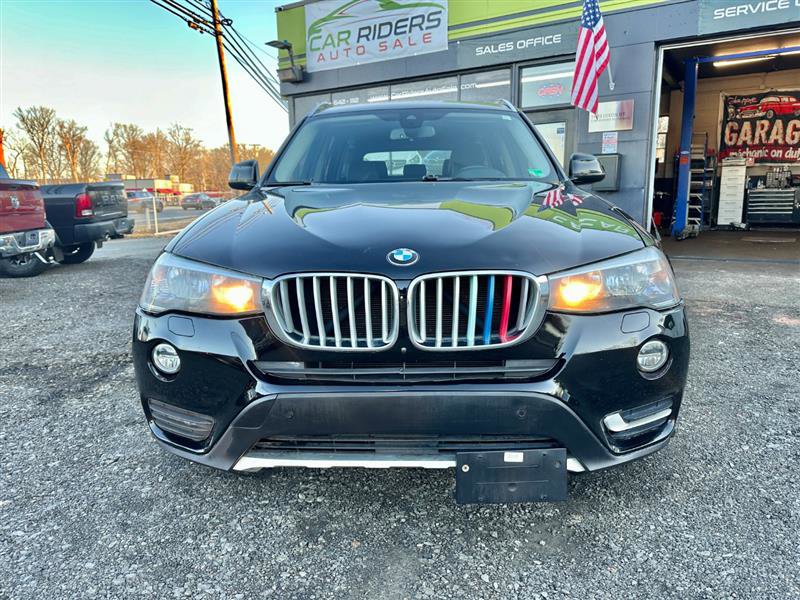 Used 2017 BMW X3 xDrive28i image 2