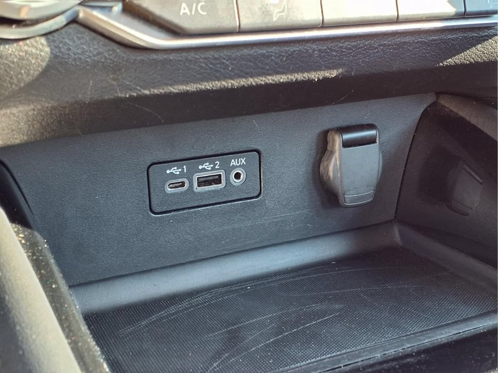 Used 2024 Nissan Altima 2.5 SR FWD image 13