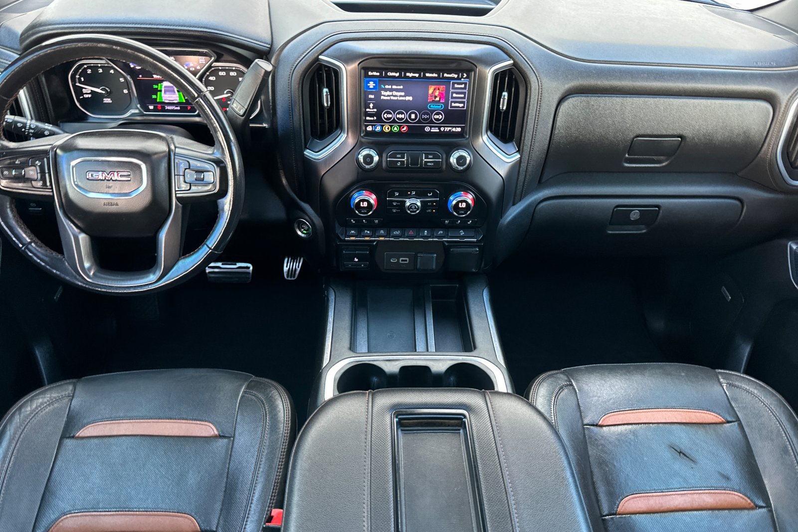 Used 2020 GMC Sierra 1500 AT4 w/ AT4 Premium Package AWD/4WD image 15