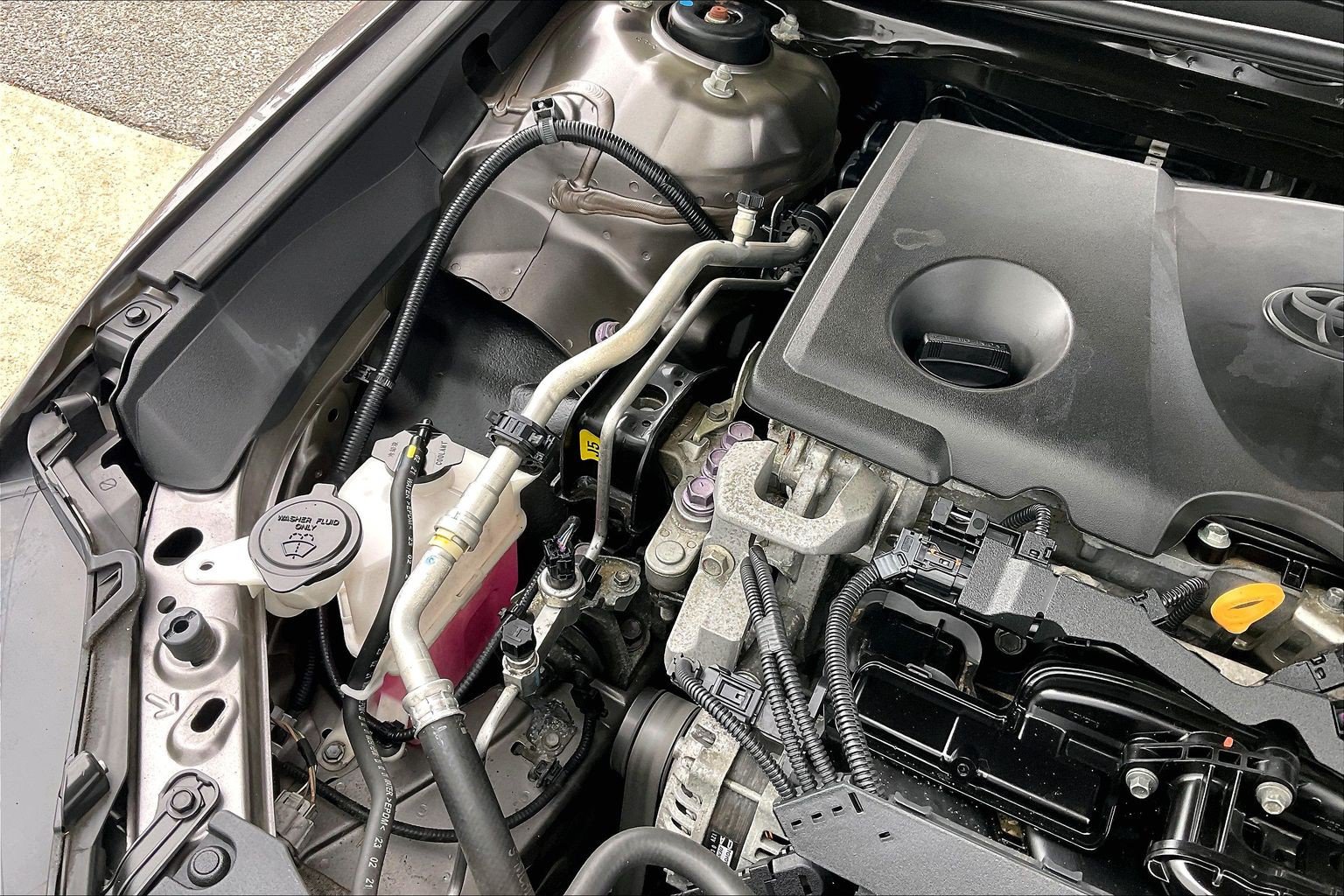 Used 2022 Toyota Camry SE FWD image 35
