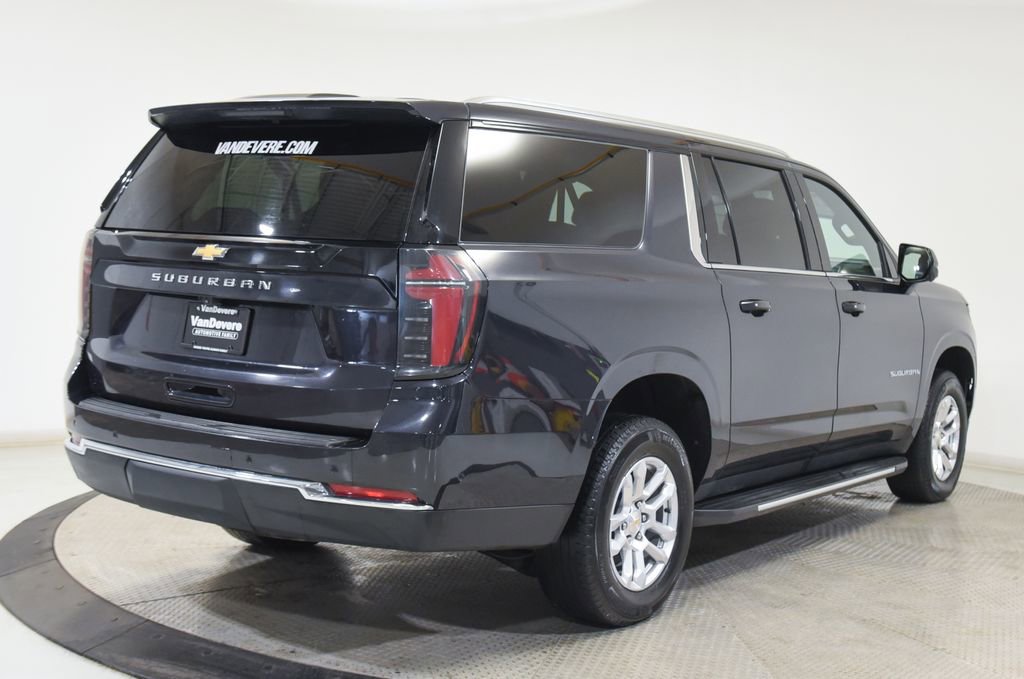 Used 2025 Chevrolet Suburban LS AWD/4WD image 14