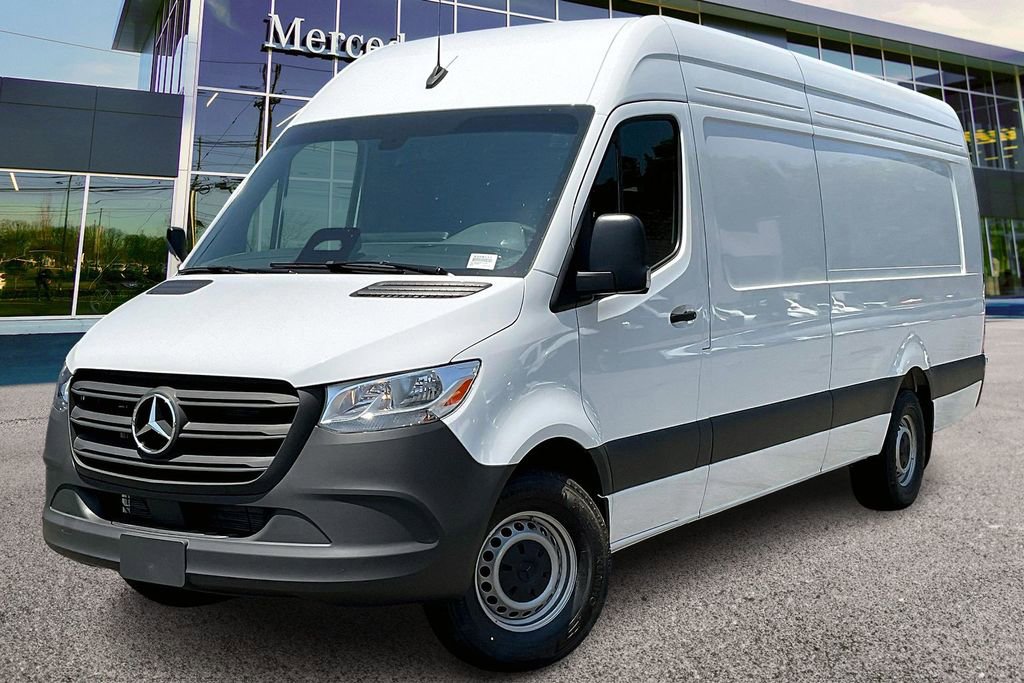New 2025 Mercedes-Benz Sprinter 2500 image 2