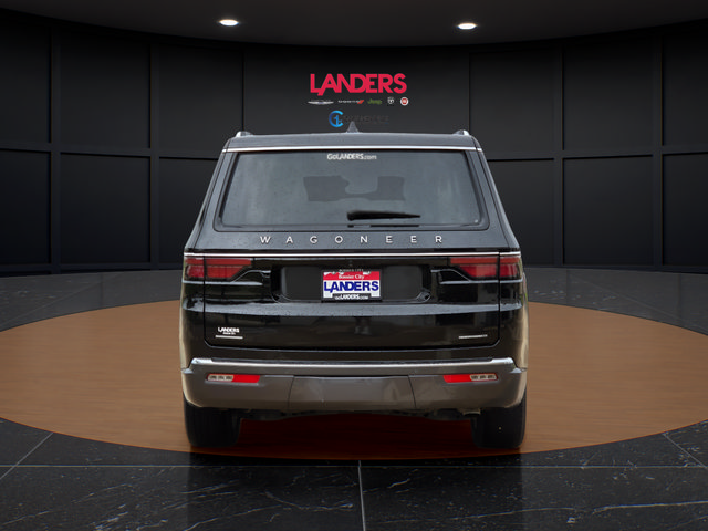 Certified 2022 Jeep Wagoneer Series II AWD/4WD image 3