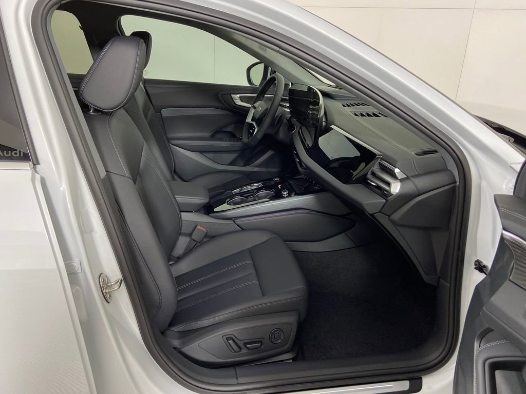 Used 2025 Audi A5 2.0T Premium Plus w/ Premium Plus image 23