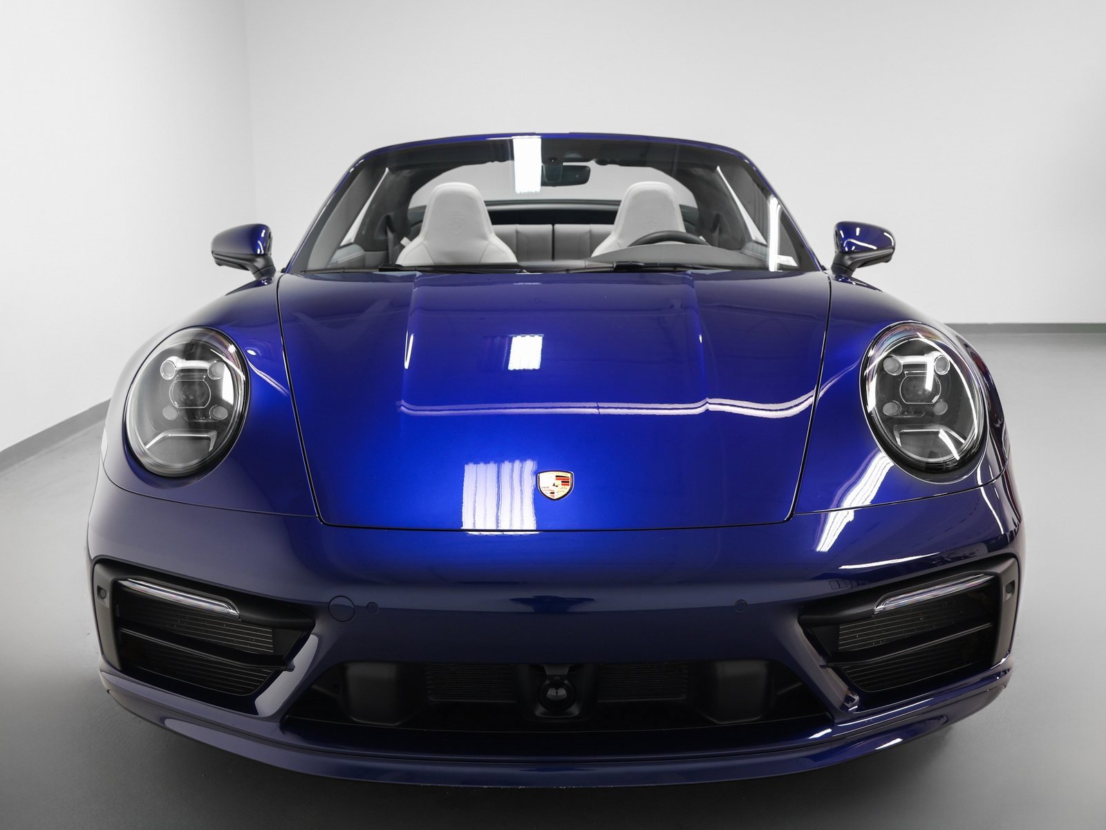 Used 2024 Porsche 911 Targa 4 image 9