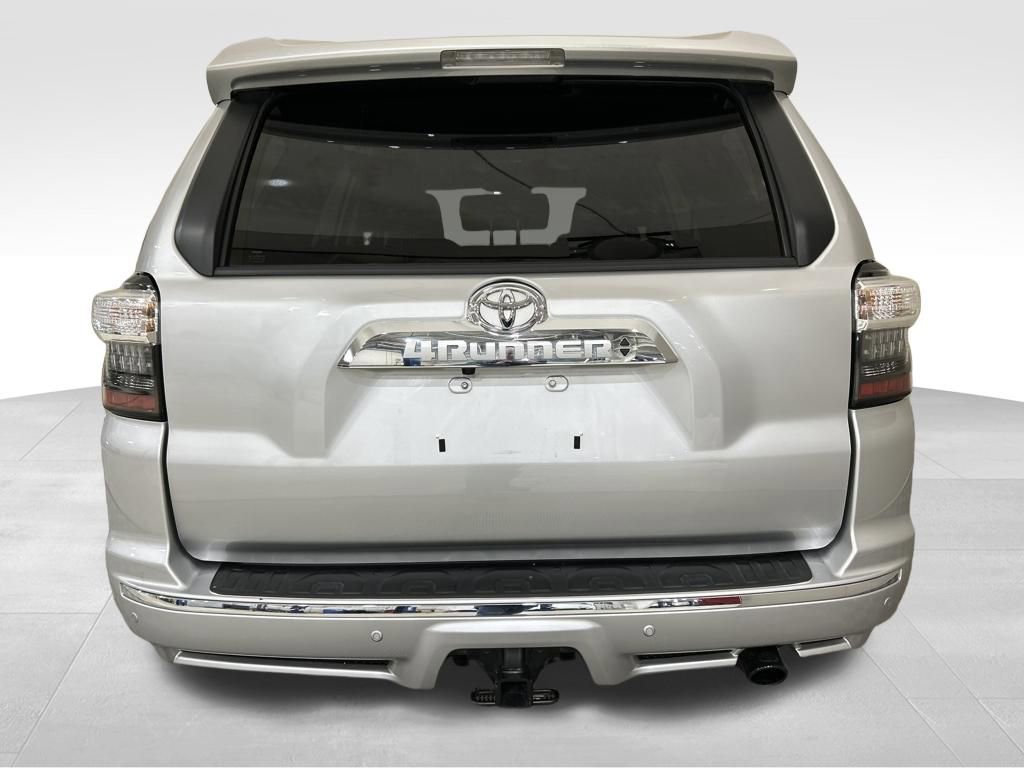 Used 2023 Toyota 4Runner Limited image 4