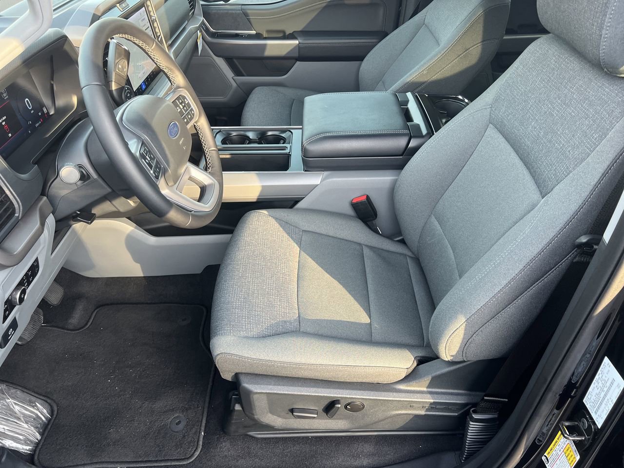 New 2025 Ford F150 XLT w/ Equipment Group 302A MID image 20