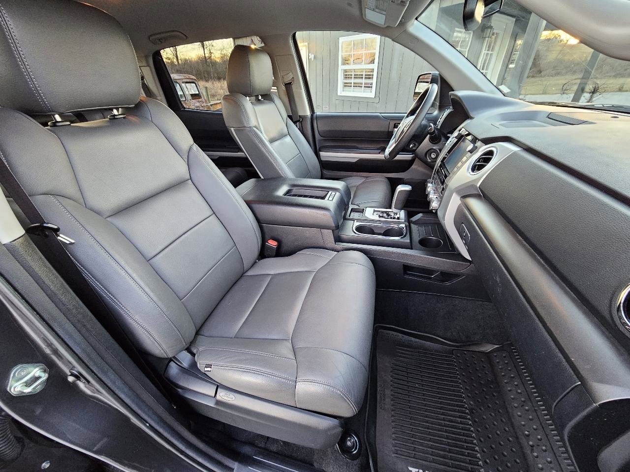 Used 2020 Toyota Tundra SR5 w/ SR5 Convenience Package image 30