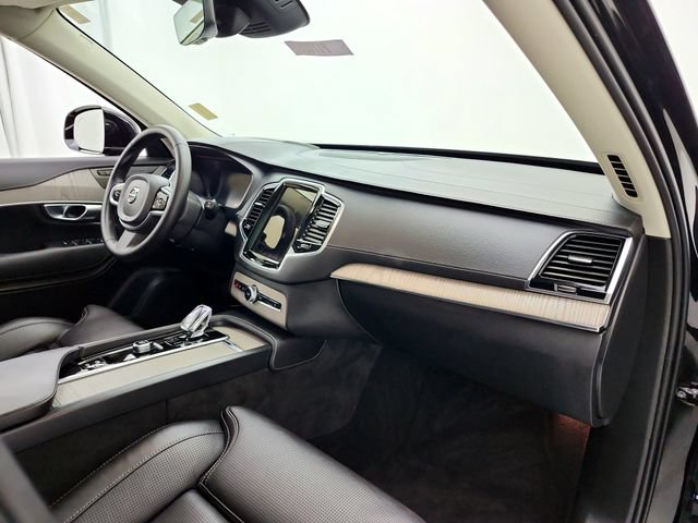Used 2024 Volvo XC90 T8 Ultimate w/ Protection Package Premier AWD/4WD image 14