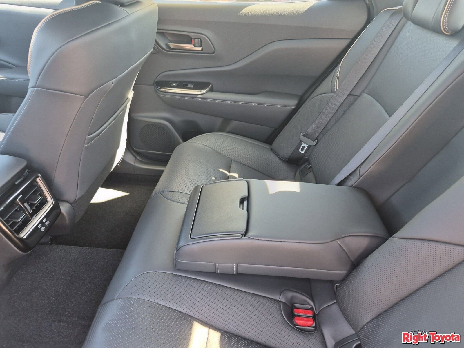 New 2026 Toyota Crown Platinum AWD/4WD image 30