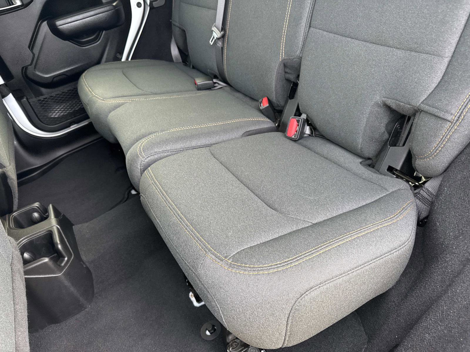 Used 2024 Jeep Wrangler Sport S image 12