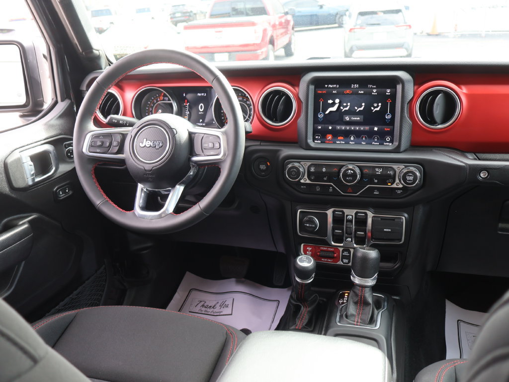 Used 2023 Jeep Gladiator Rubicon w/ LED Lighting Group AWD/4WD image 12