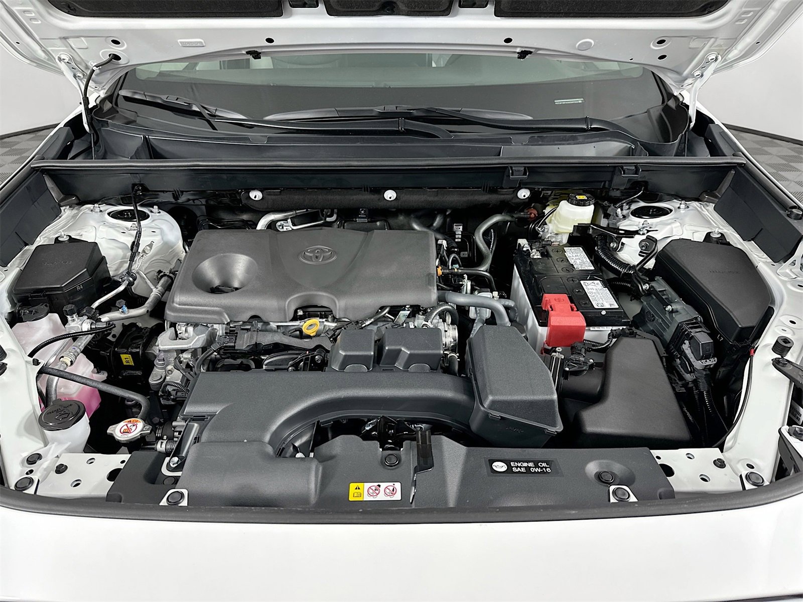 New 2025 Toyota RAV4 XLE image 29