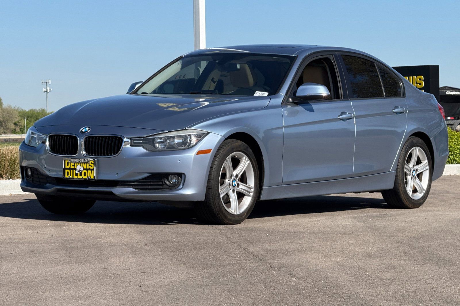 Used 2015 BMW 320i Sedan RWD image 8