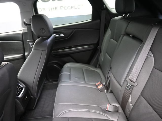 Used 2024 Chevrolet Blazer LT w/ LPO, Black Grille Bar Package FWD image 22