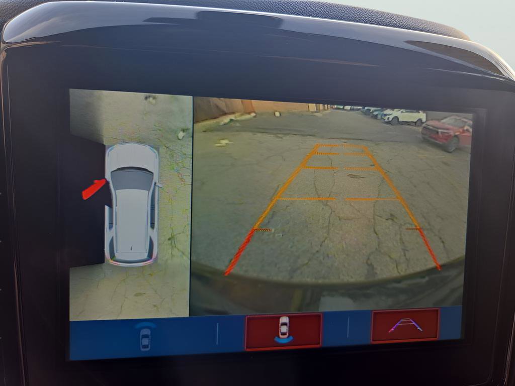 Used 2018 Chevrolet Traverse LT image 35