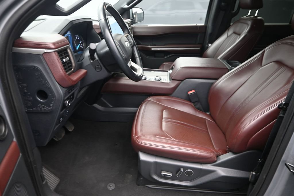 Used 2023 Ford Expedition Max Limited AWD/4WD image 16