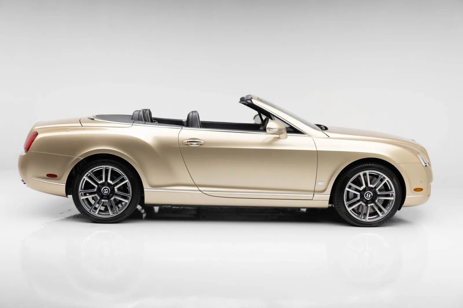 Used 2011 Bentley Continental GTC AWD/4WD image 11