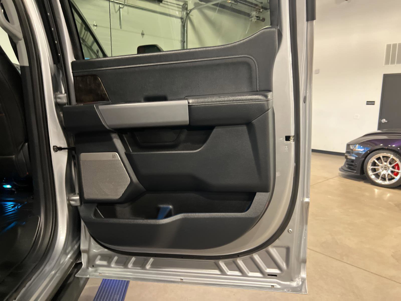 Used 2024 Ford F250 Lariat w/ Lariat Ultimate Package image 34