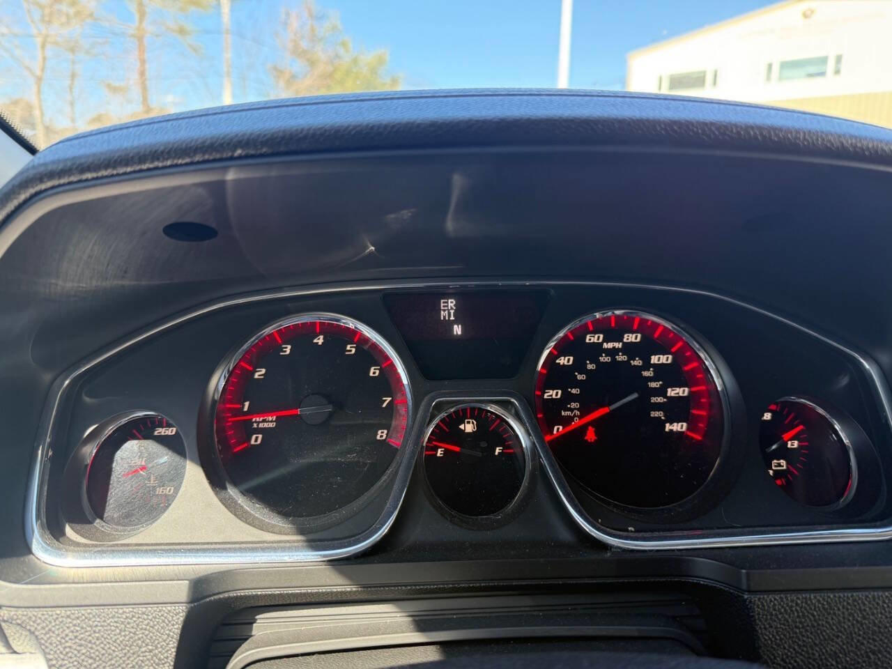 Used 2015 GMC Acadia SLT image 11