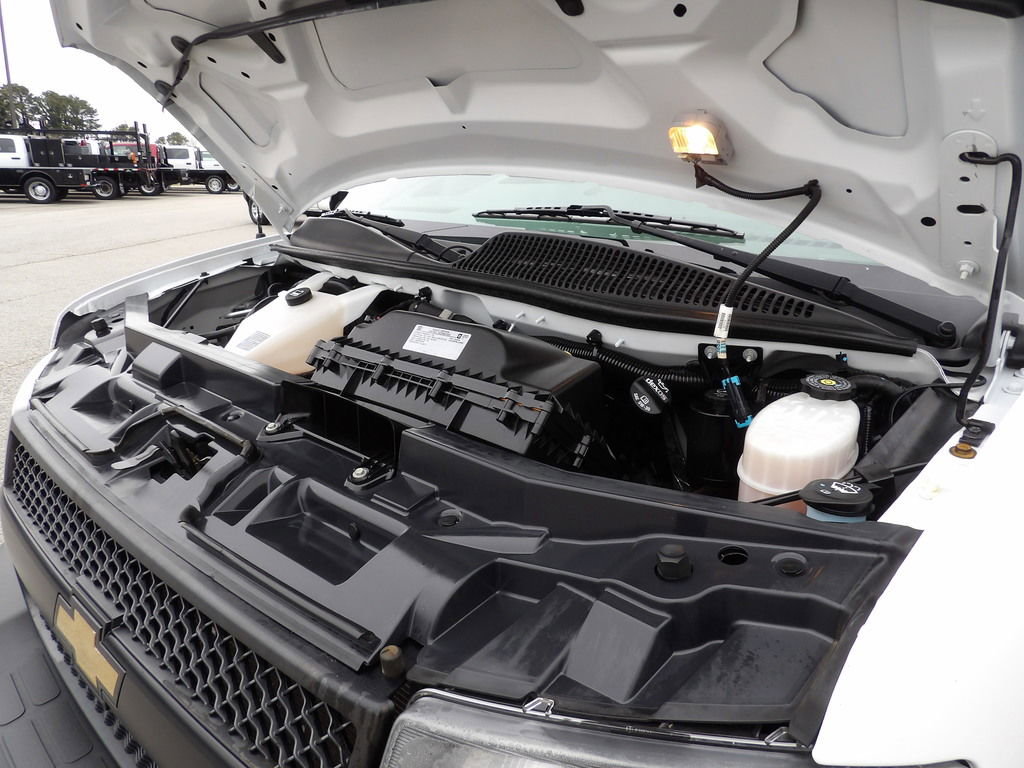 Used 2020 Chevrolet Express 3500 LS image 46