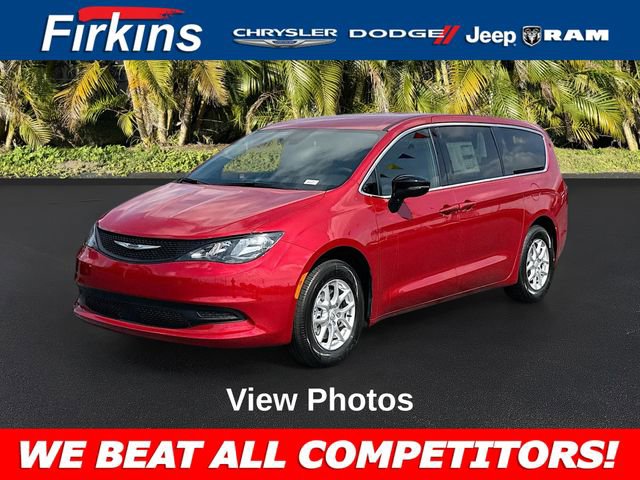 New 2025 Chrysler Voyager LX video 1