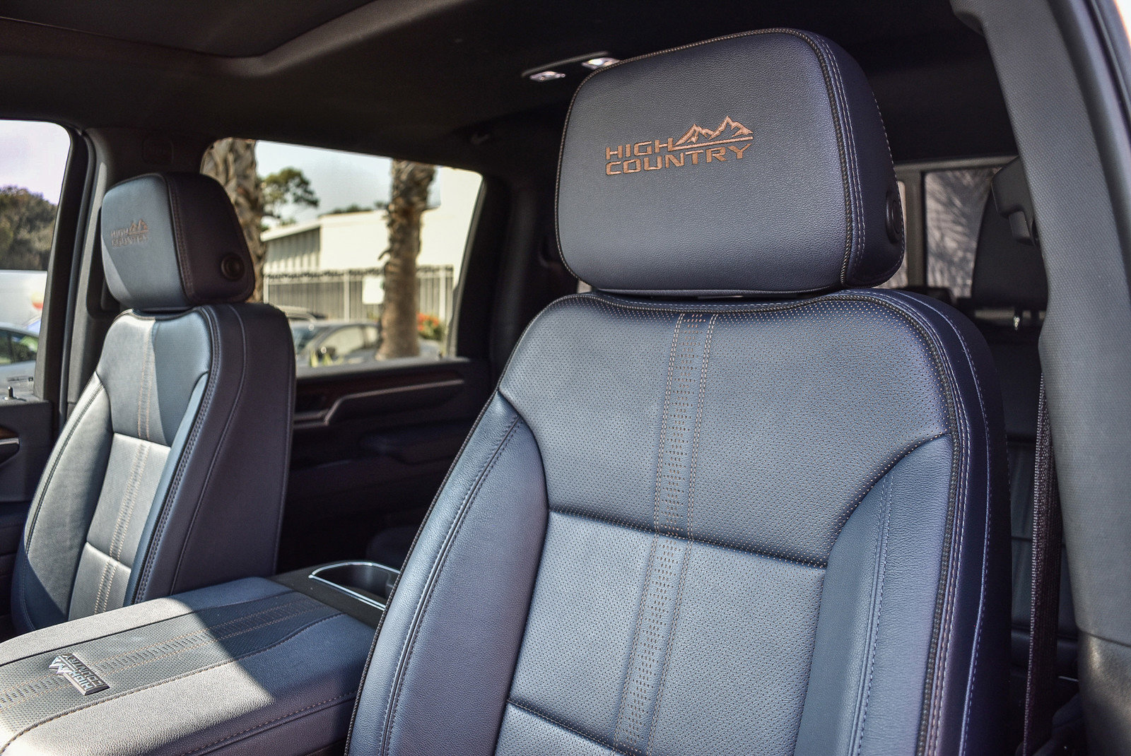 Used 2025 Chevrolet Silverado 2500 High Country w/ High Country Premium Package image 24