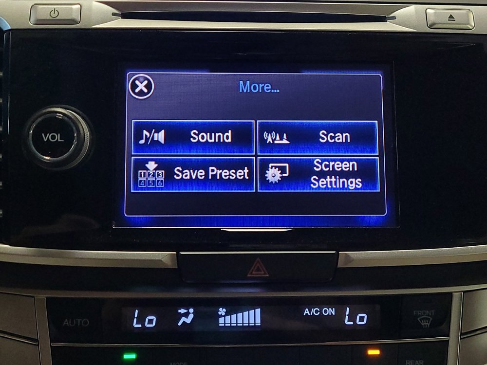 Used 2015 Honda Accord Touring image 25