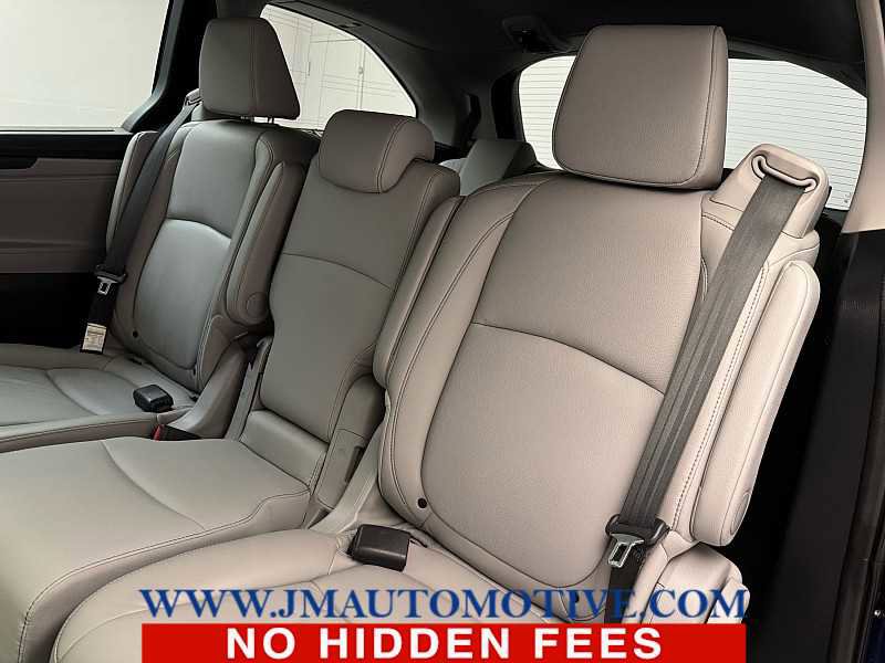 Used 2022 Honda Odyssey Touring image 16