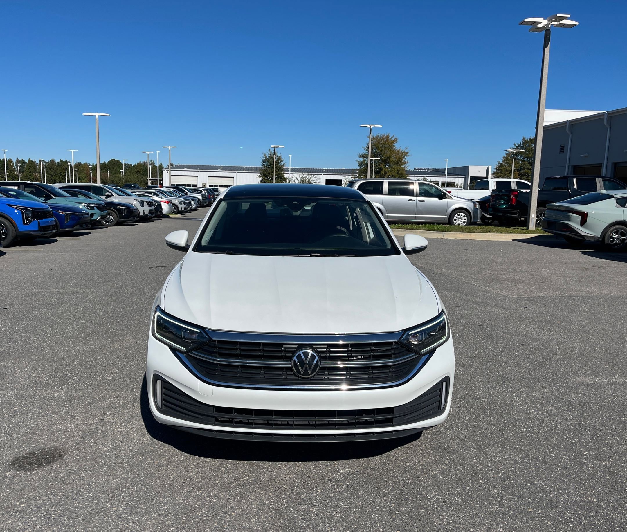 Used 2024 Volkswagen Jetta SEL video 2