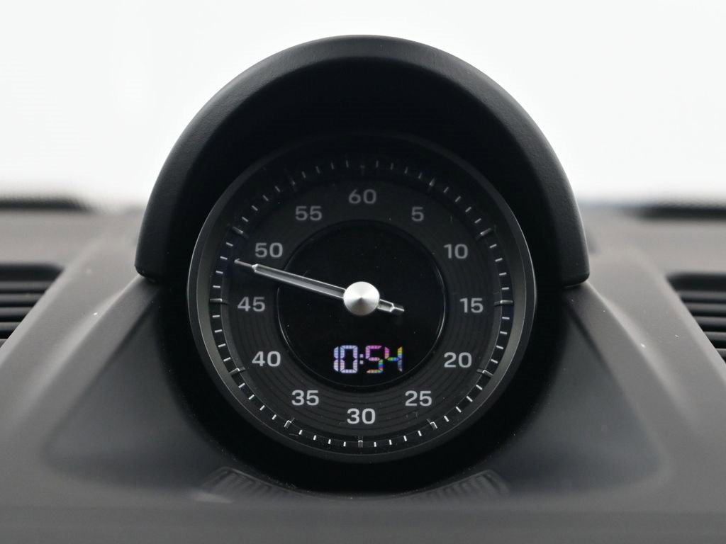 Used 2022 Porsche 911 Carrera 4 GTS image 10