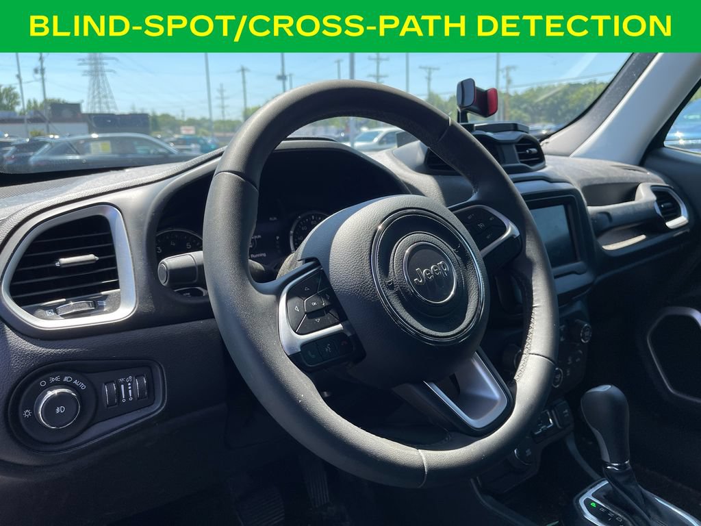 Used 2021 Jeep Renegade Latitude AWD/4WD image 14