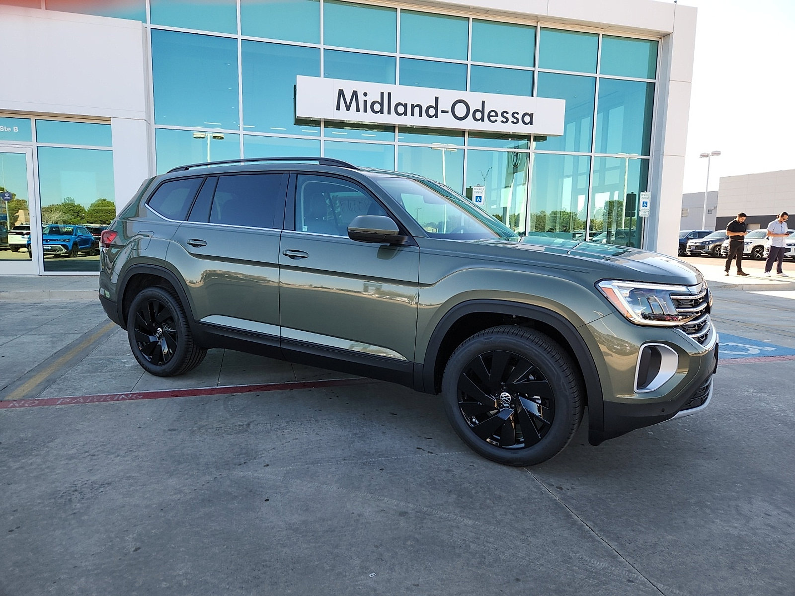 New 2026 Volkswagen Atlas SE image 8