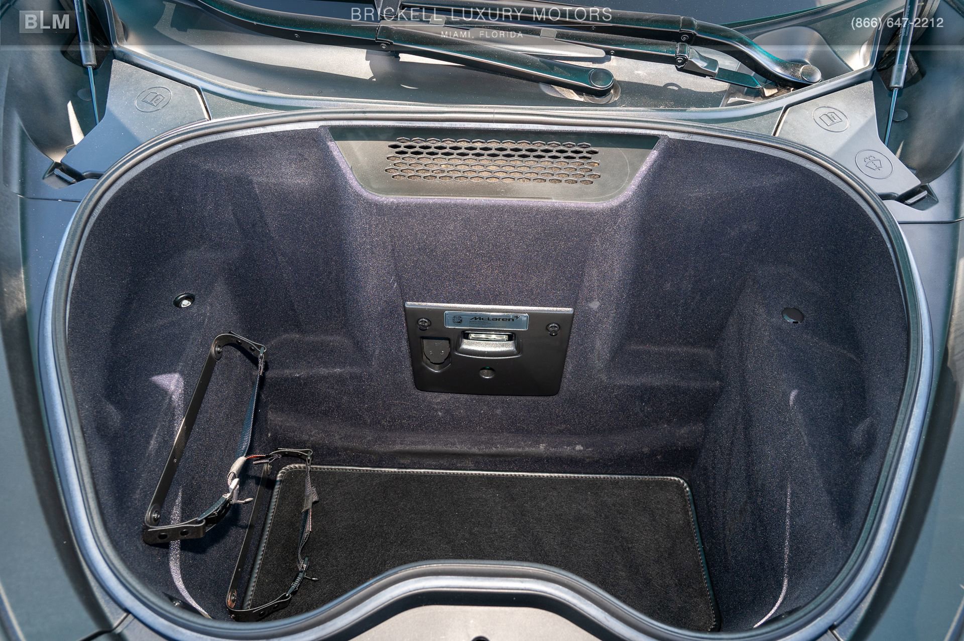 Used 2023 McLaren GT image 39