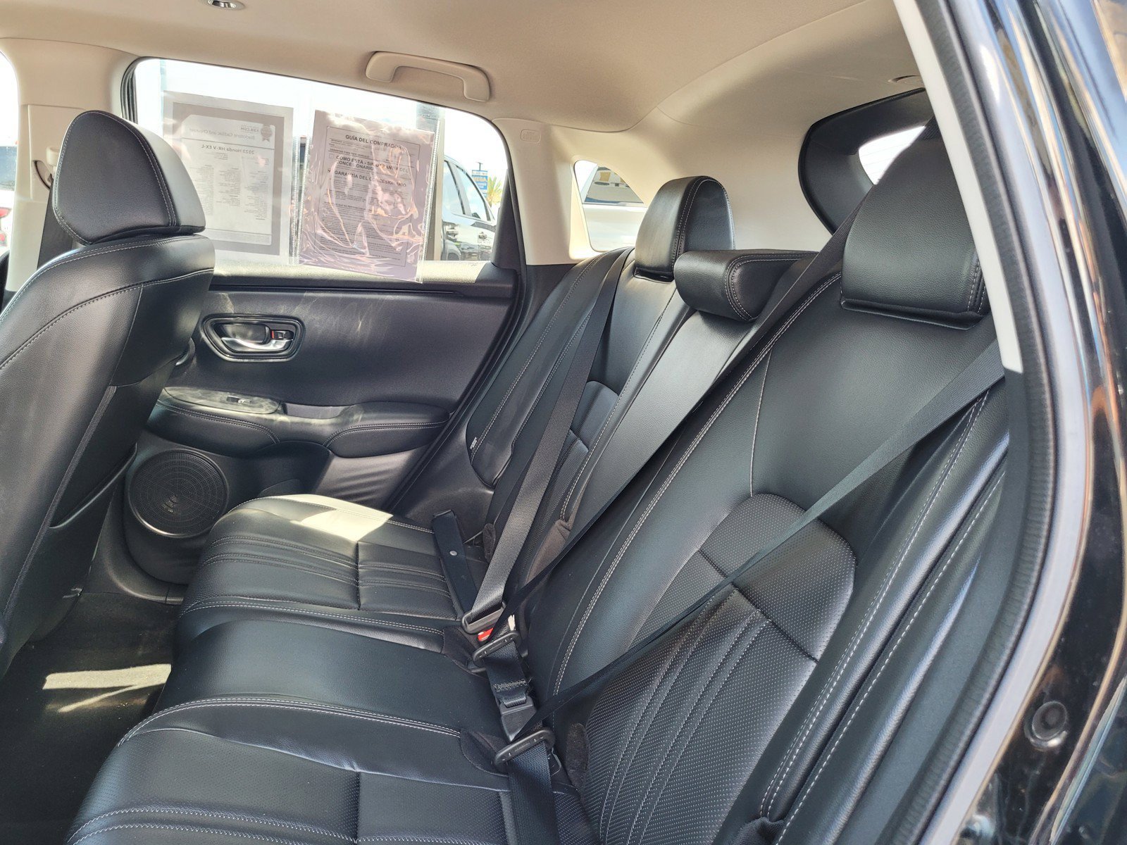 Used 2023 Honda HR-V EX-L image 13