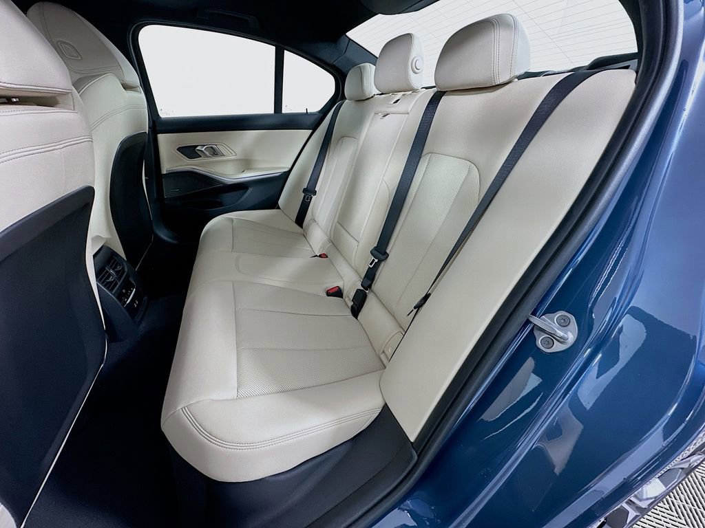 New 2026 BMW 330i Sedan w/ Premium Package image 17