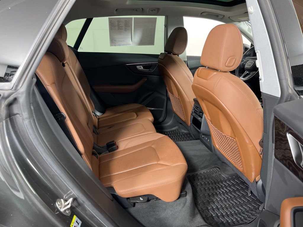 Used 2021 Audi Q8 Premium Plus w/ Premium Plus Package image 13
