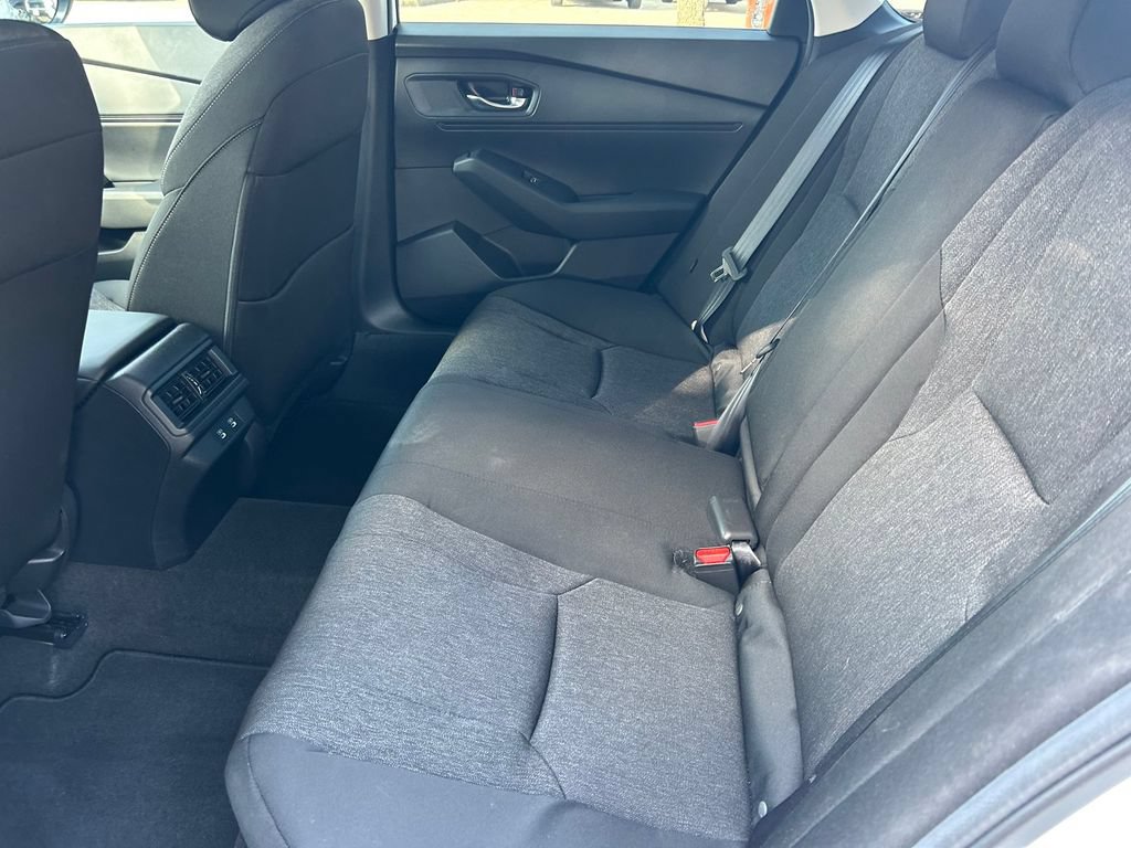 Used 2025 Honda Accord SE image 16