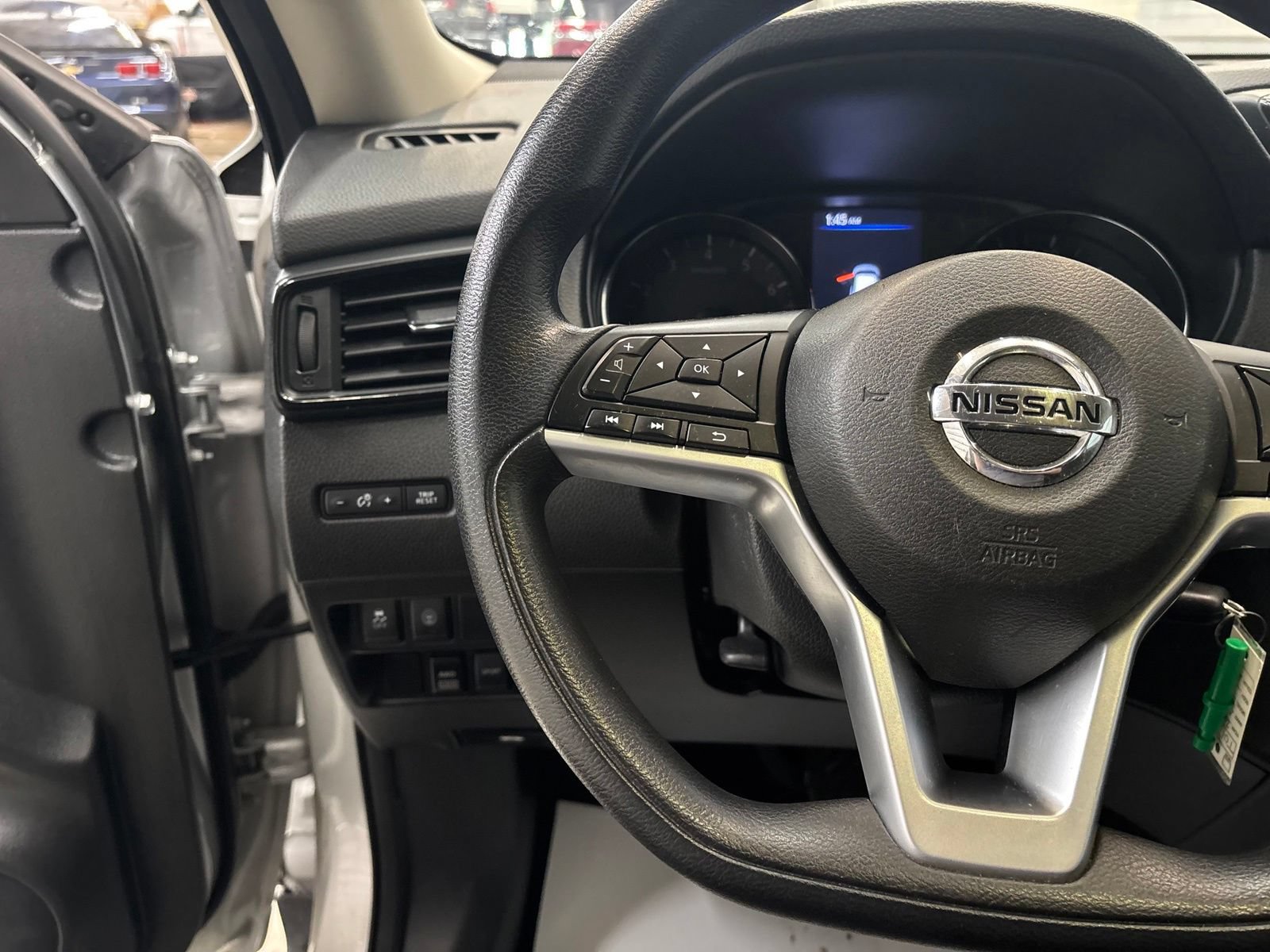 Used 2019 Nissan Rogue S AWD/4WD image 16