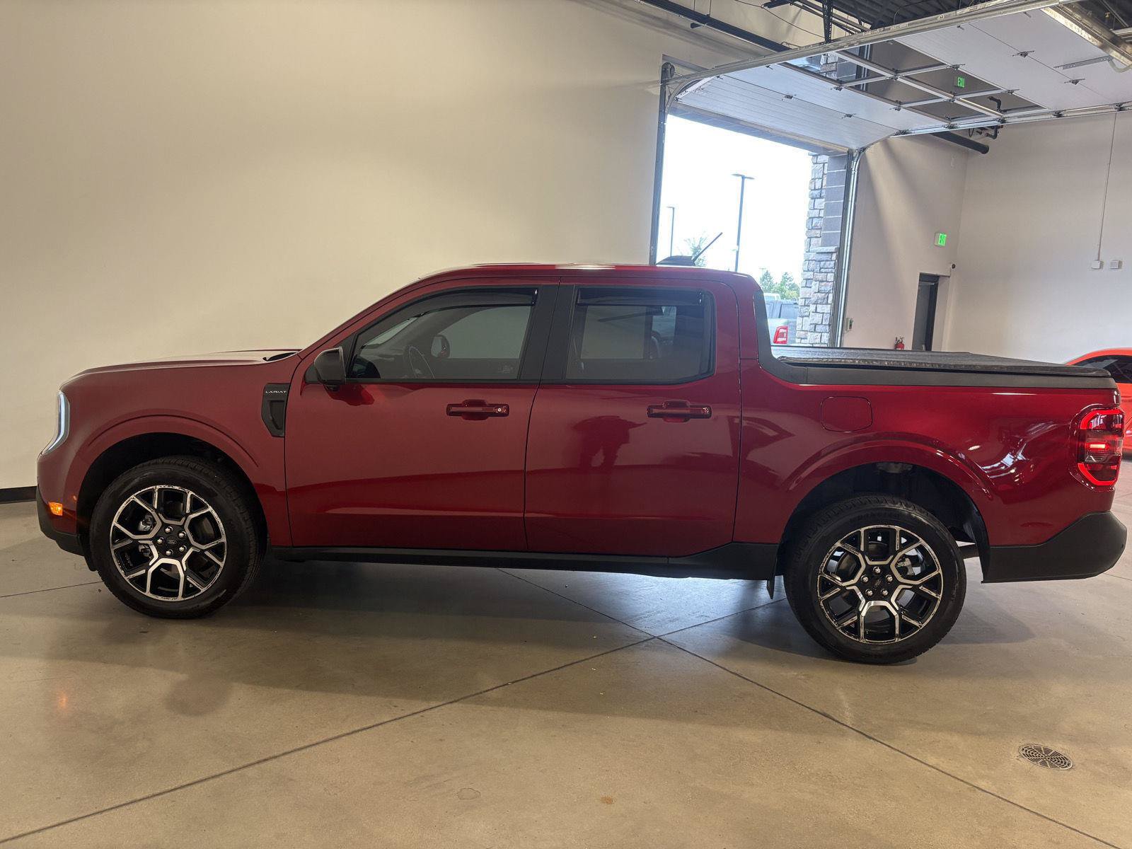 Used 2026 Ford Maverick Lariat AWD/4WD image 6