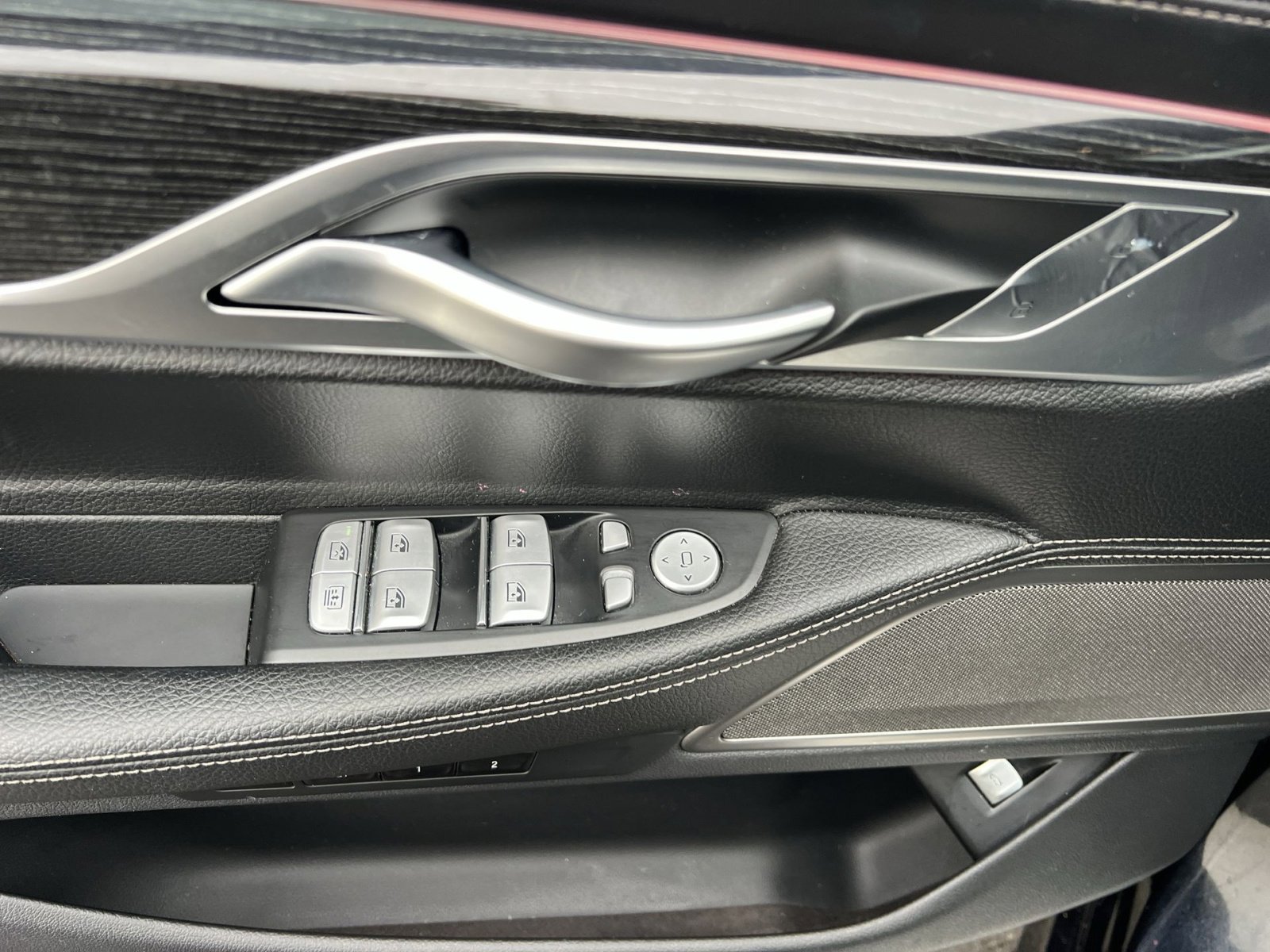 Used 2019 BMW 740i xDrive w/ Executive Package image 15