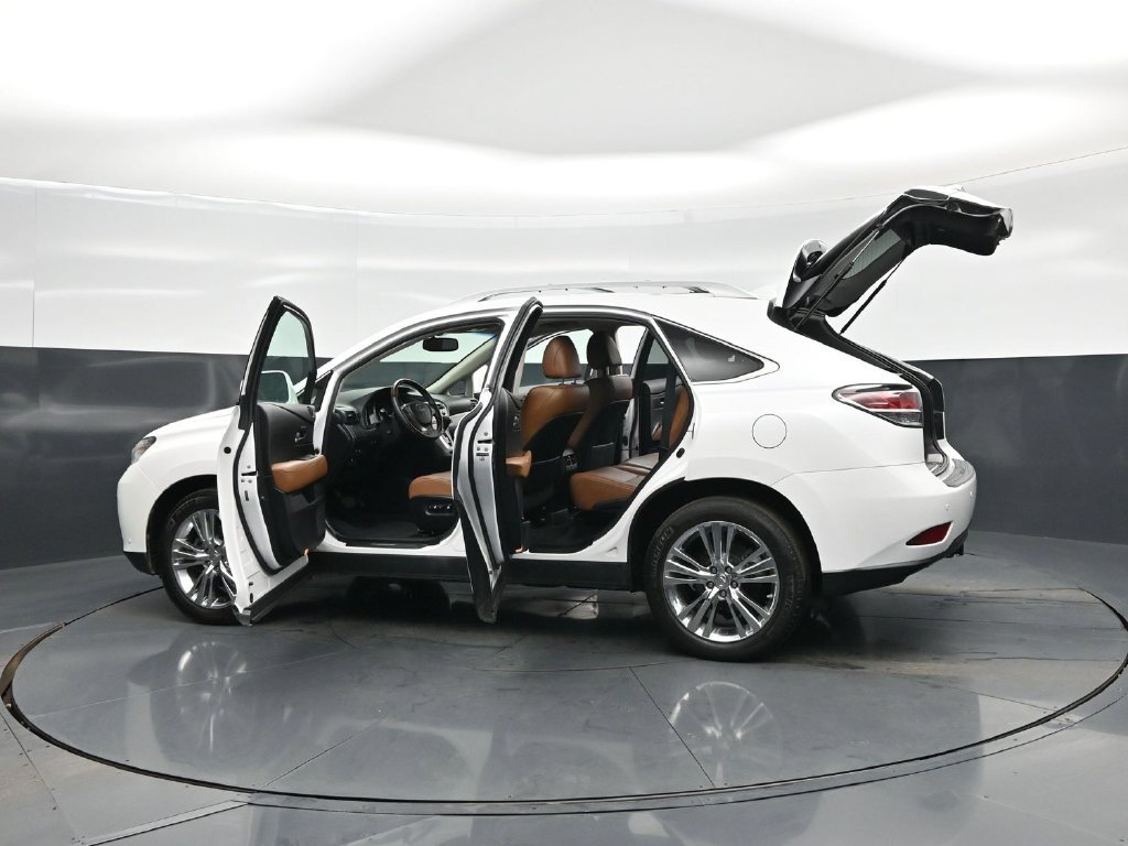 Used 2015 Lexus RX 450h AWD image 35