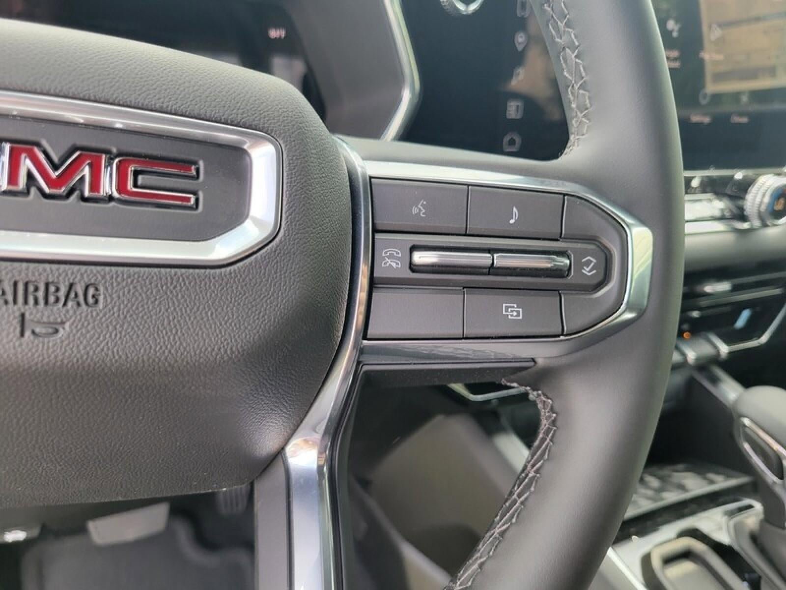 New 2026 GMC Canyon Elevation w/ Convenience Package RWD image 12