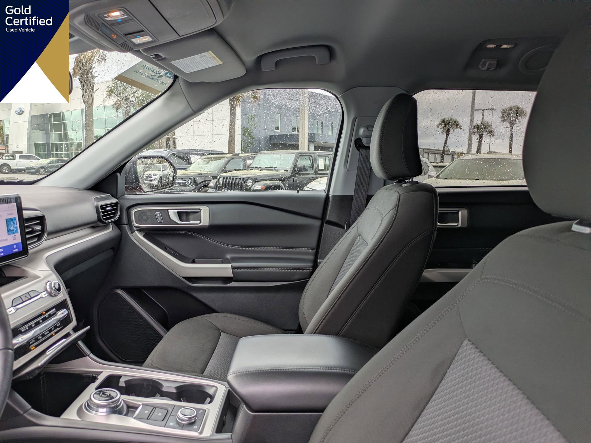 Certified 2023 Ford Explorer XLT image 25