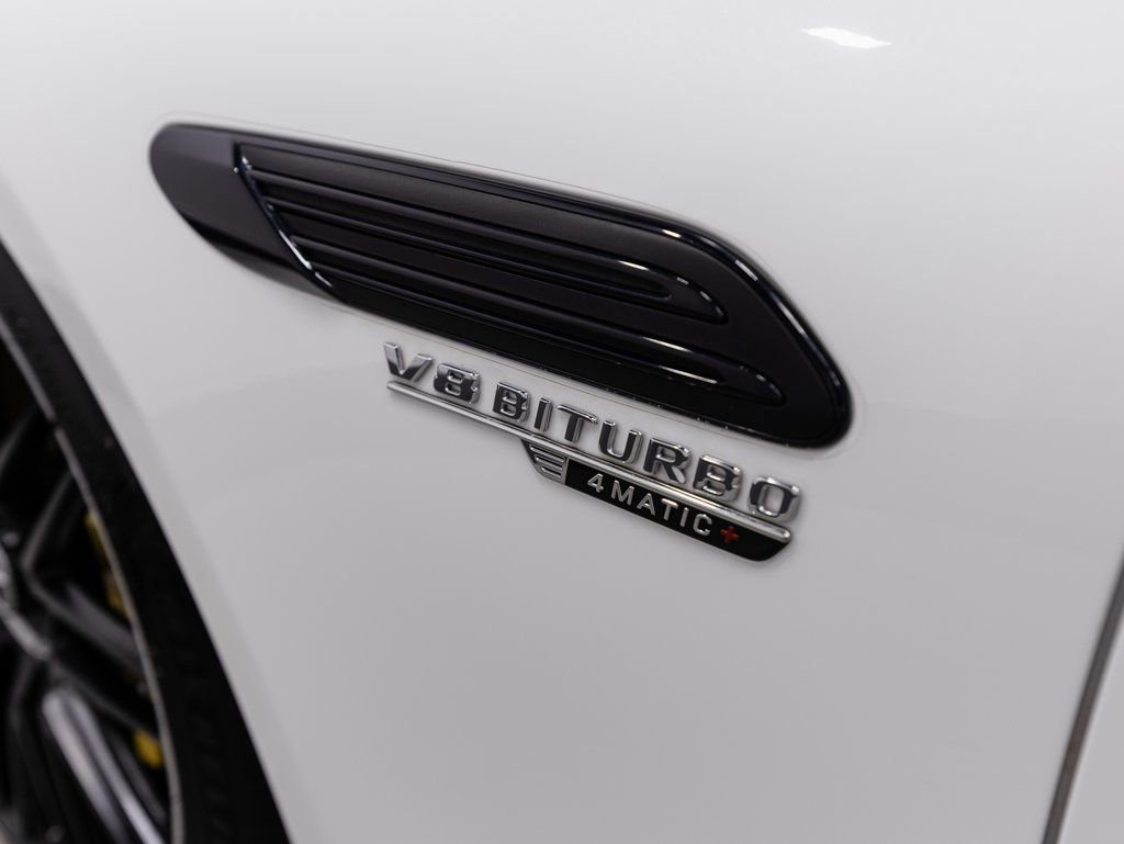 Used 2022 Mercedes-Benz SL 55 AMG 4MATIC w/ Driver Assistance Package image 40