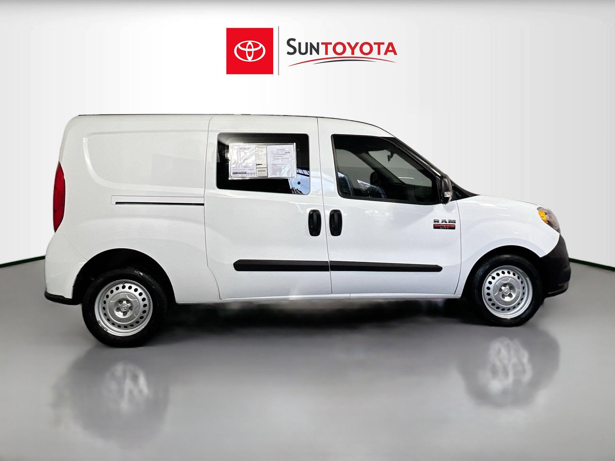 Used 2022 RAM ProMaster City Wagon image 2