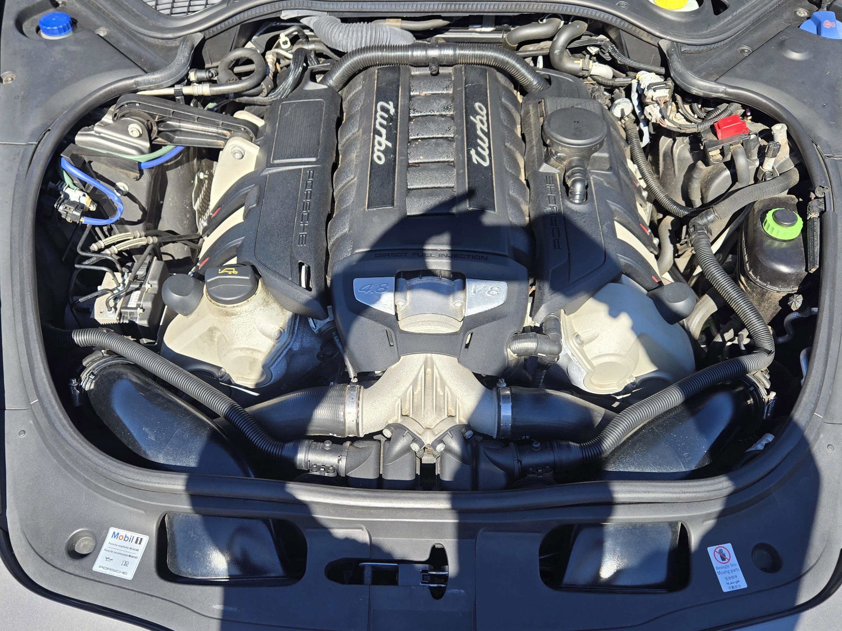 Used 2015 Porsche Panamera Turbo S image 32